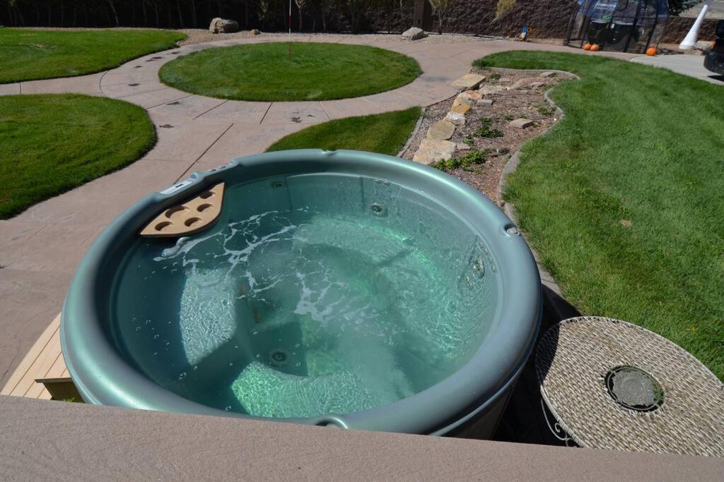 Tacit Shadow Resort Shangri-La King Suite, Gym, Coffee Bar, Hot-Tub, Free Laundry, Food Available Parowan ภายนอก รูปภาพ