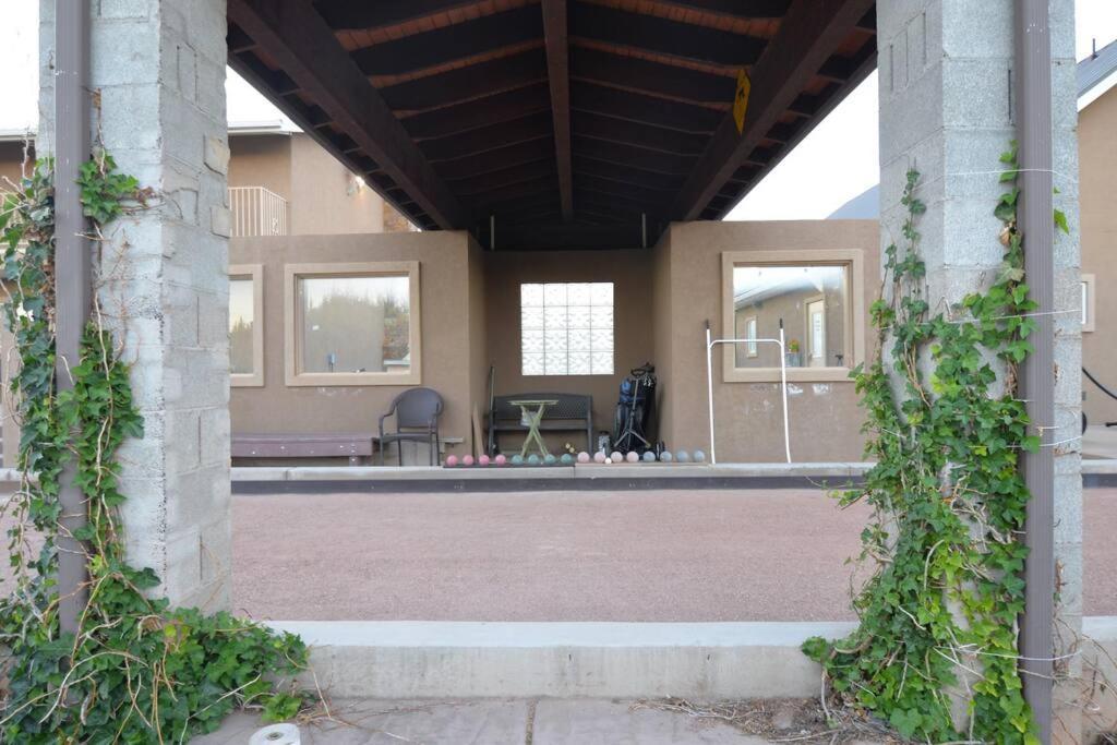 Tacit Shadow Resort Shangri-La King Suite, Gym, Coffee Bar, Hot-Tub, Free Laundry, Food Available Parowan ภายนอก รูปภาพ